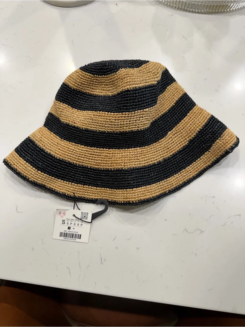 NWT Zara Striped Woven Raffia Bucket Hat - Black & Tan